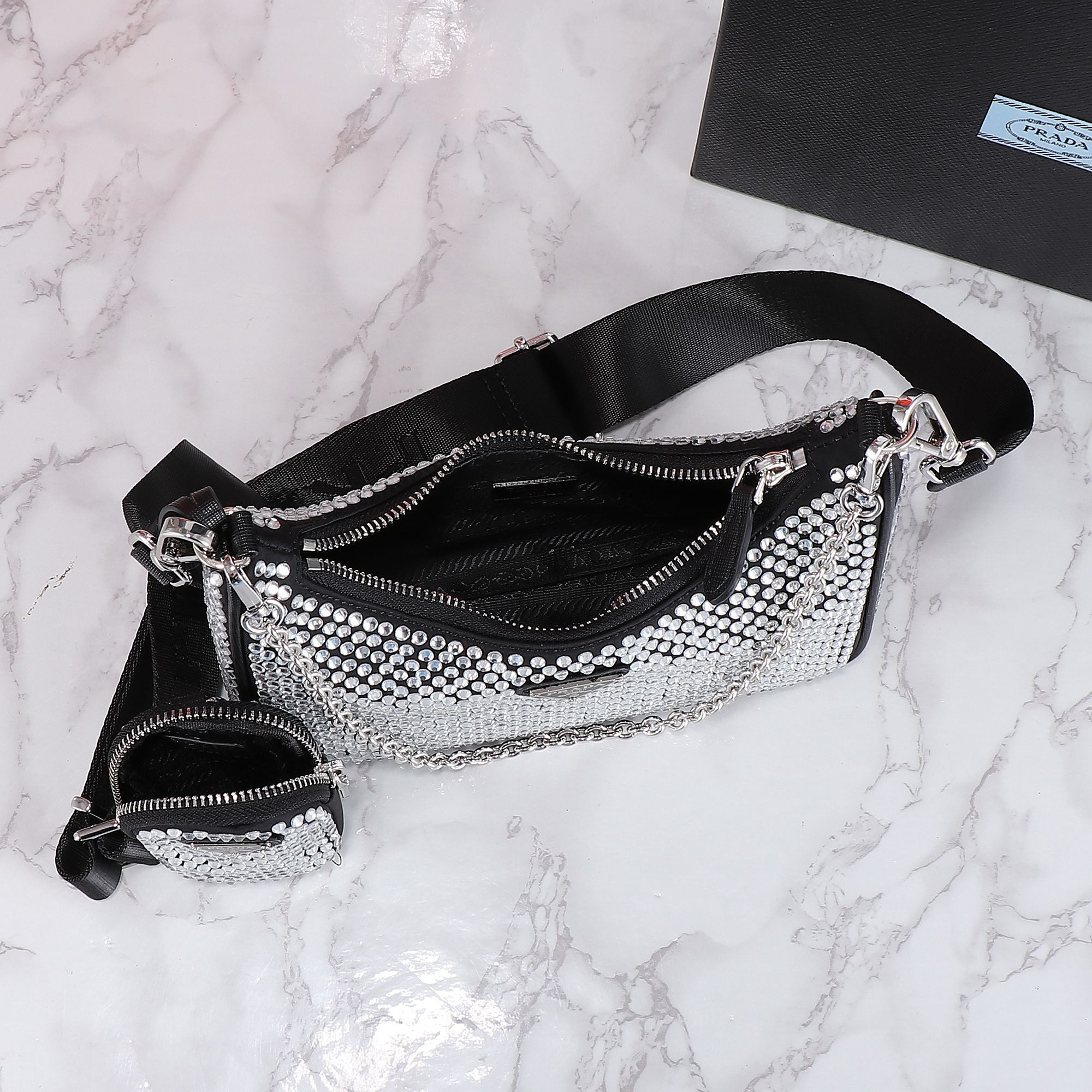 1BH204闪钻/012/22CM*16CM*6CM gallery