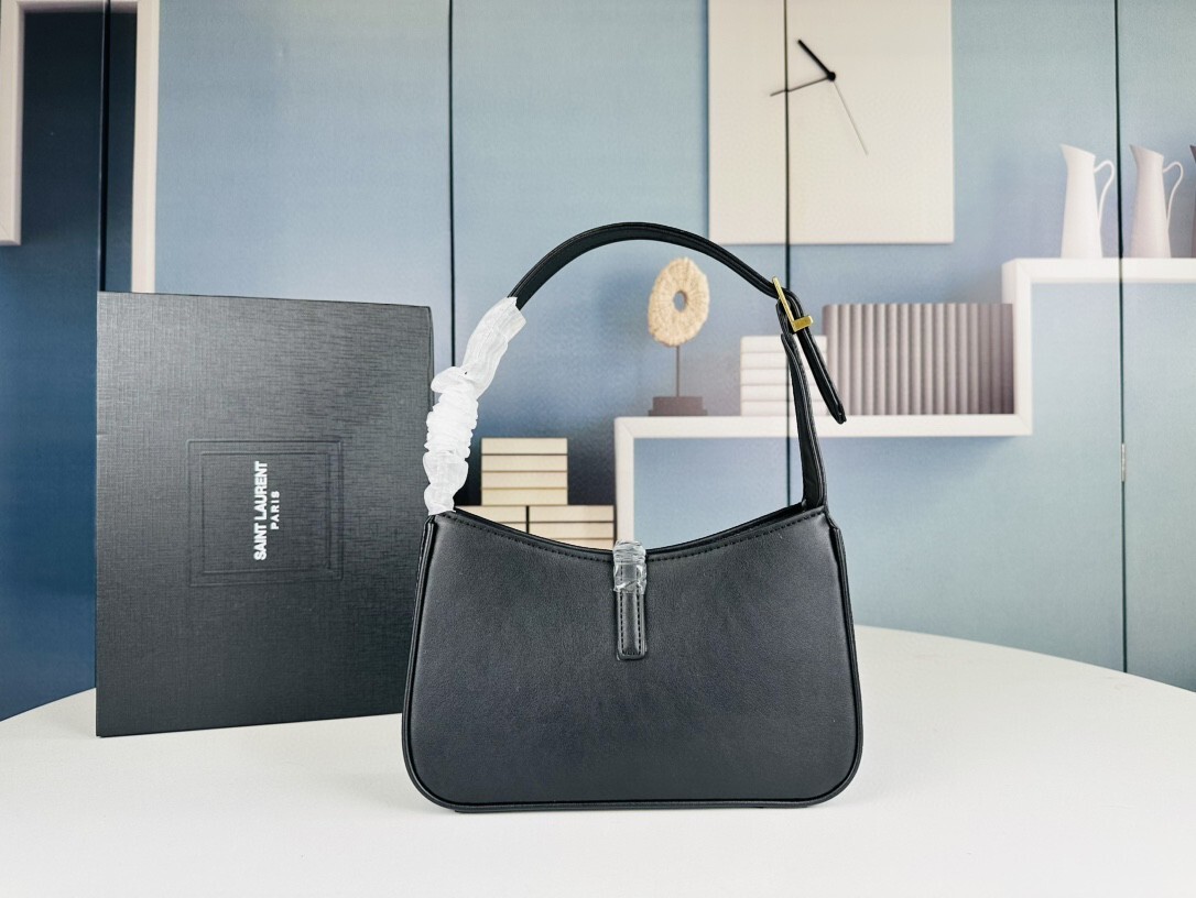 2107/071/24x15x6cm gallery