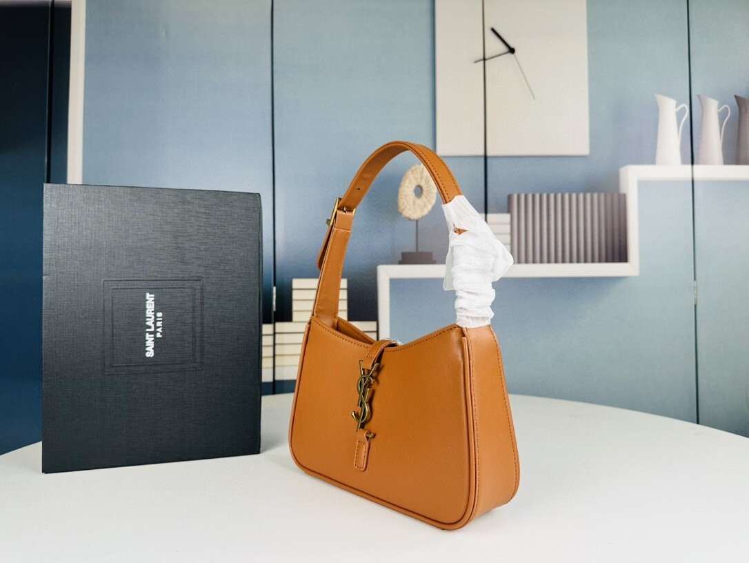 2107/071/24x15x6cm gallery