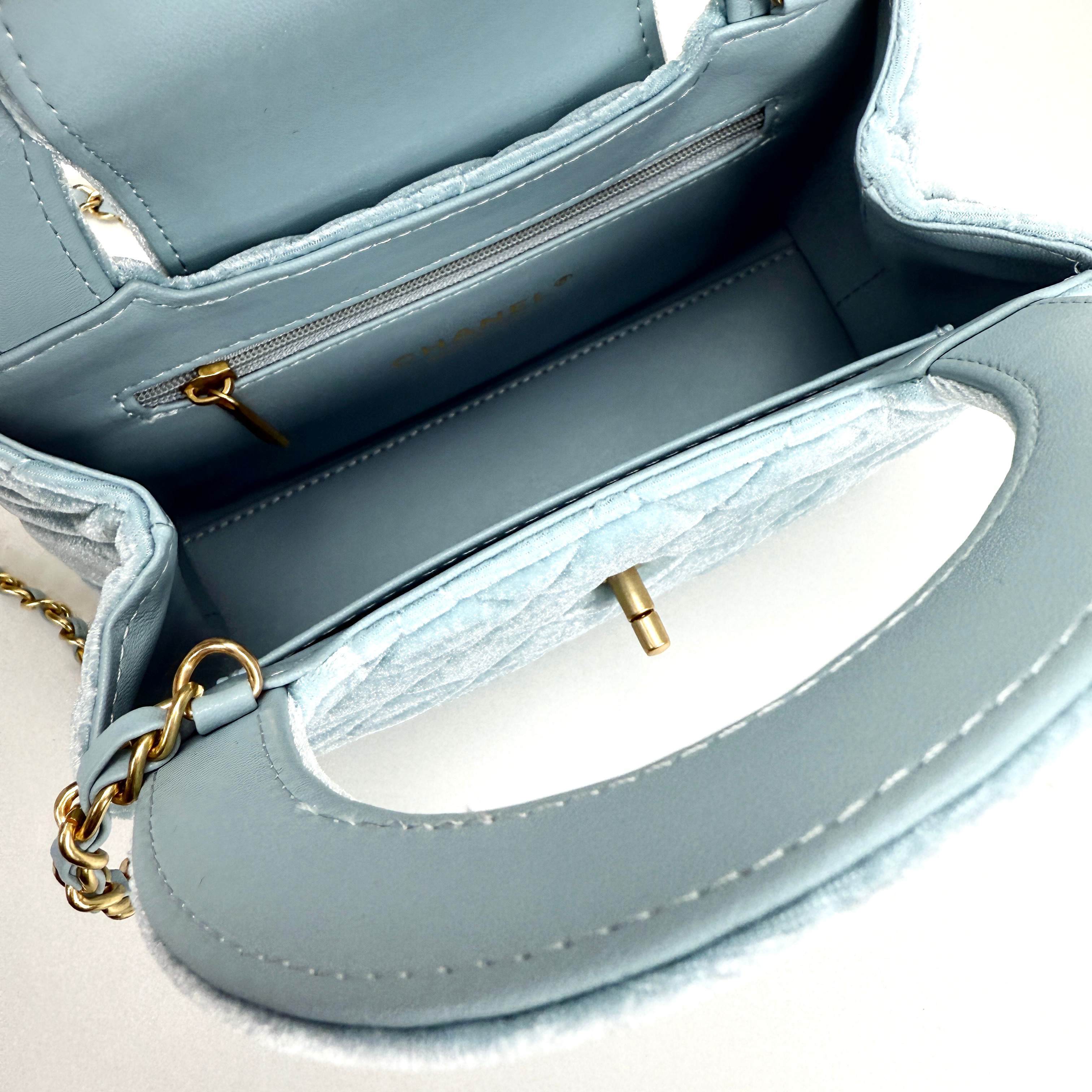 4416丝绒//20CM*13CM*6.5CM gallery