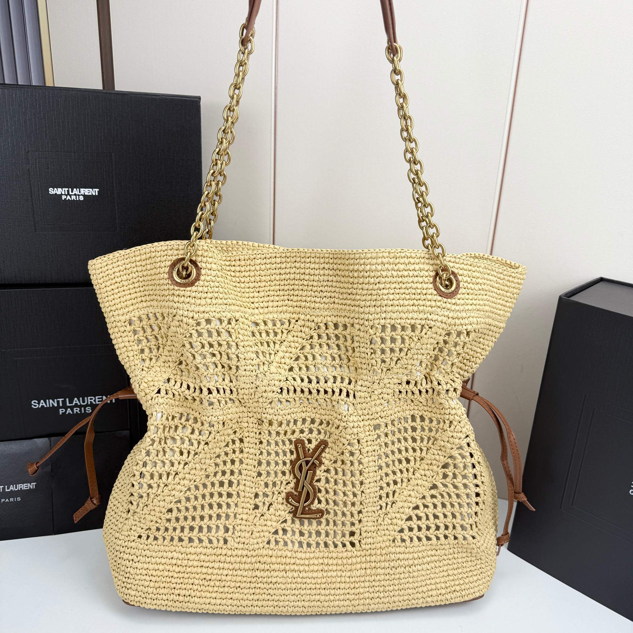 5774762/024/35CM*35CM*10CM gallery