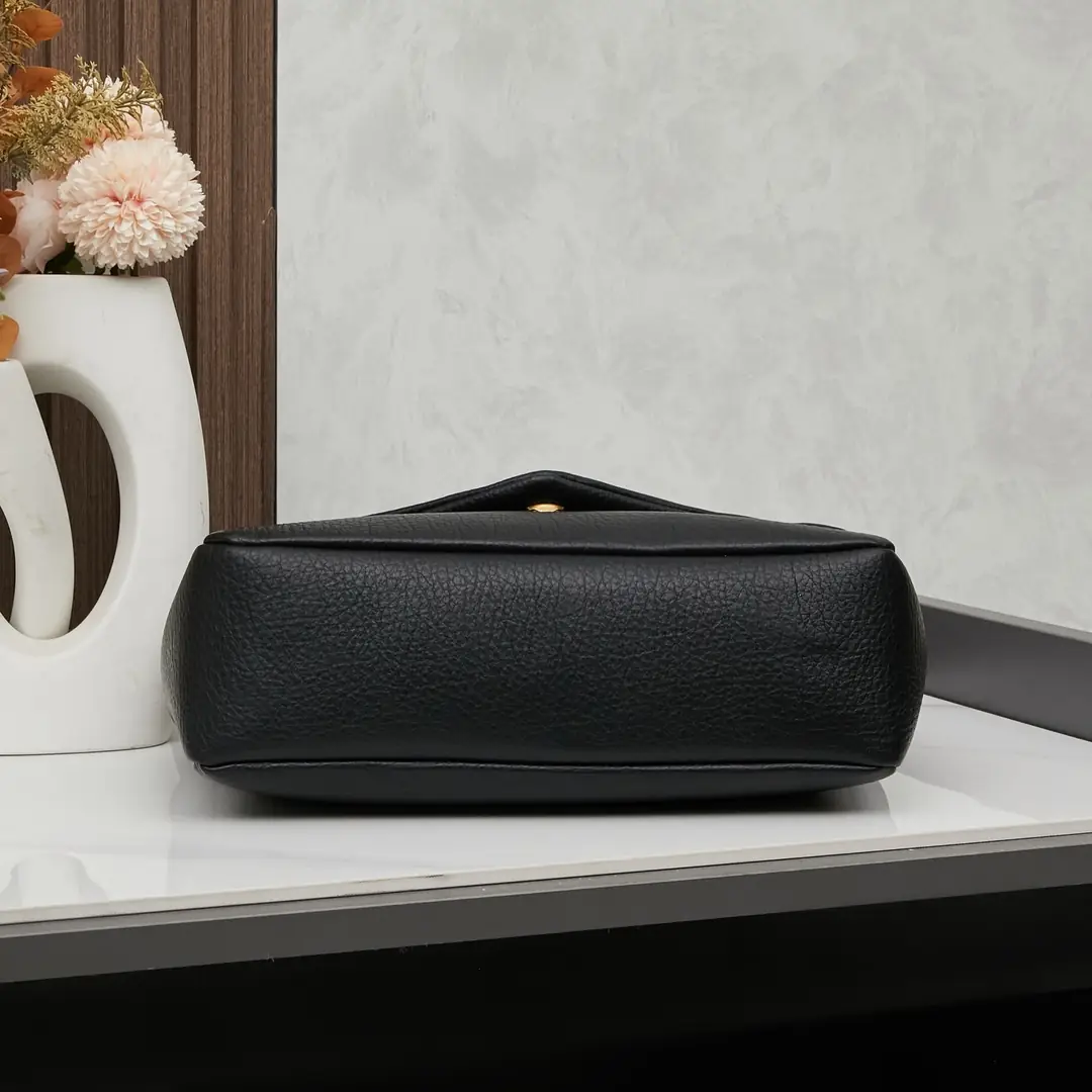 6113/032/28x19x9CM gallery