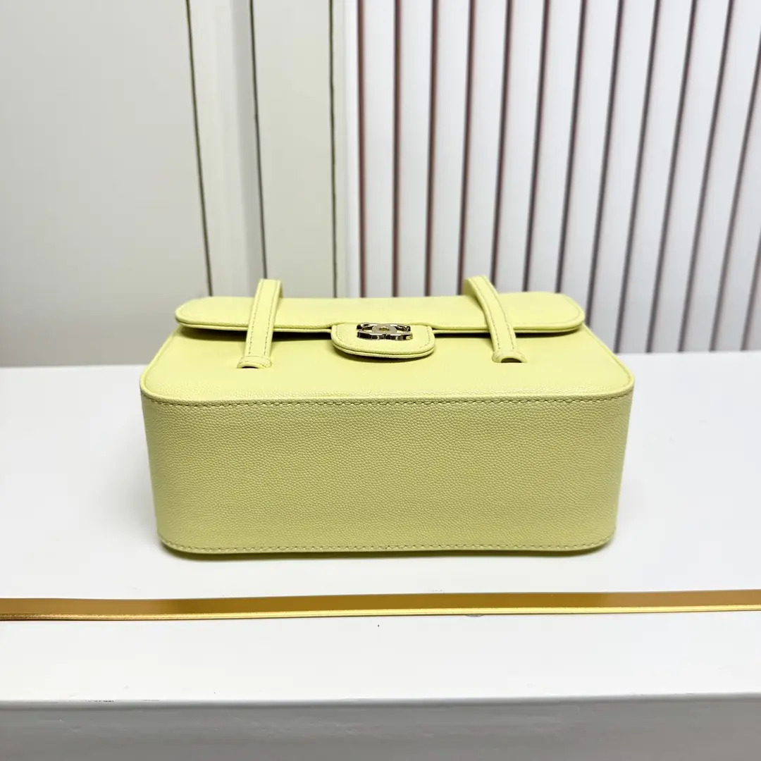 6330/081/22CM*13CM*7CM gallery