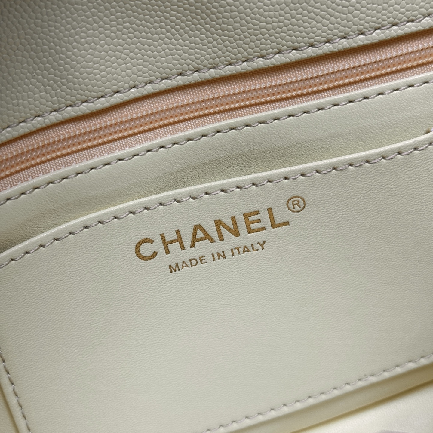 6330/081/22CM*13CM*7CM gallery