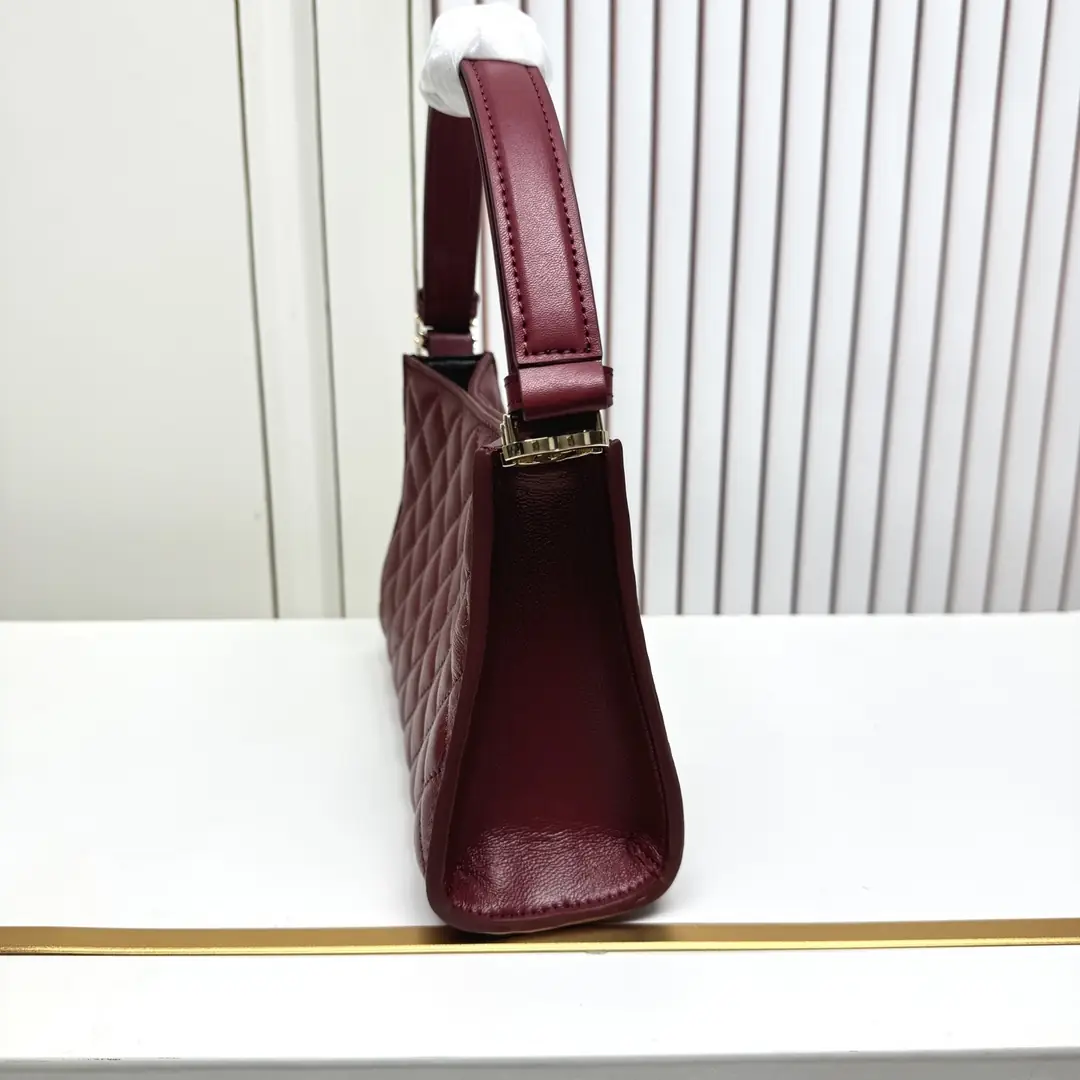 6331/002/14CM*22.5CM*7.5CM gallery