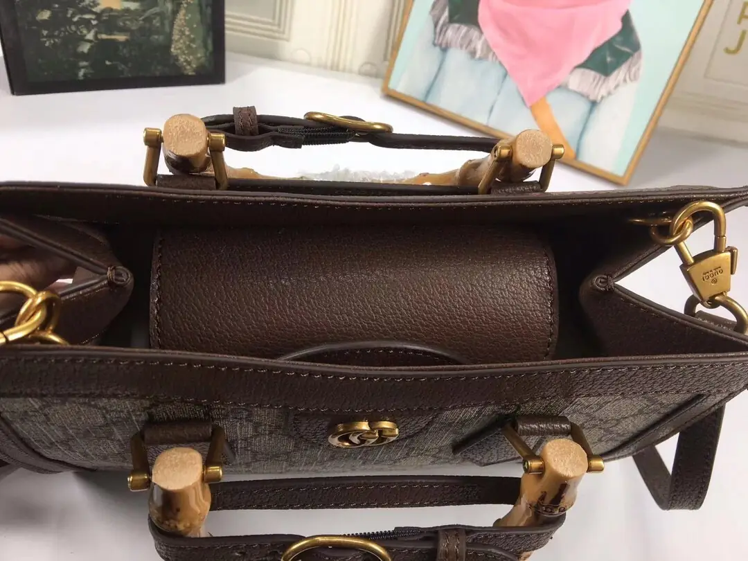 660195/062/27x24x11cm gallery