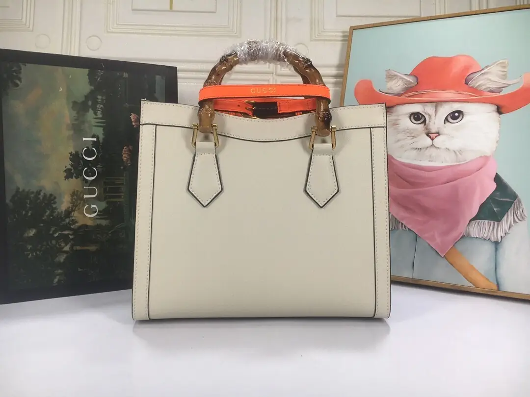 660195/062/27x24x11cm gallery