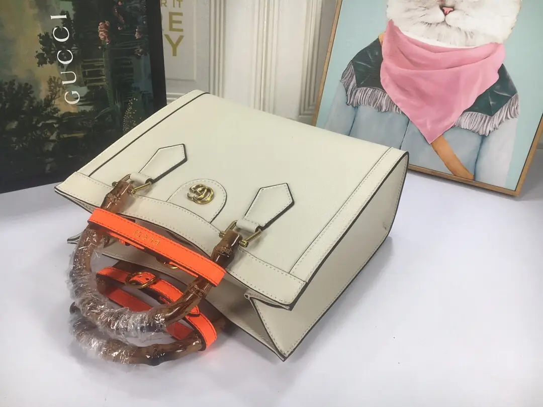 660195/062/27x24x11cm gallery