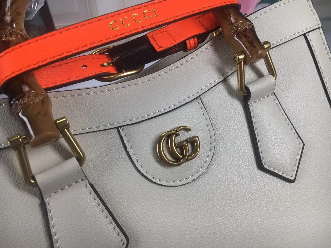 660195/062/27x24x11cm gallery