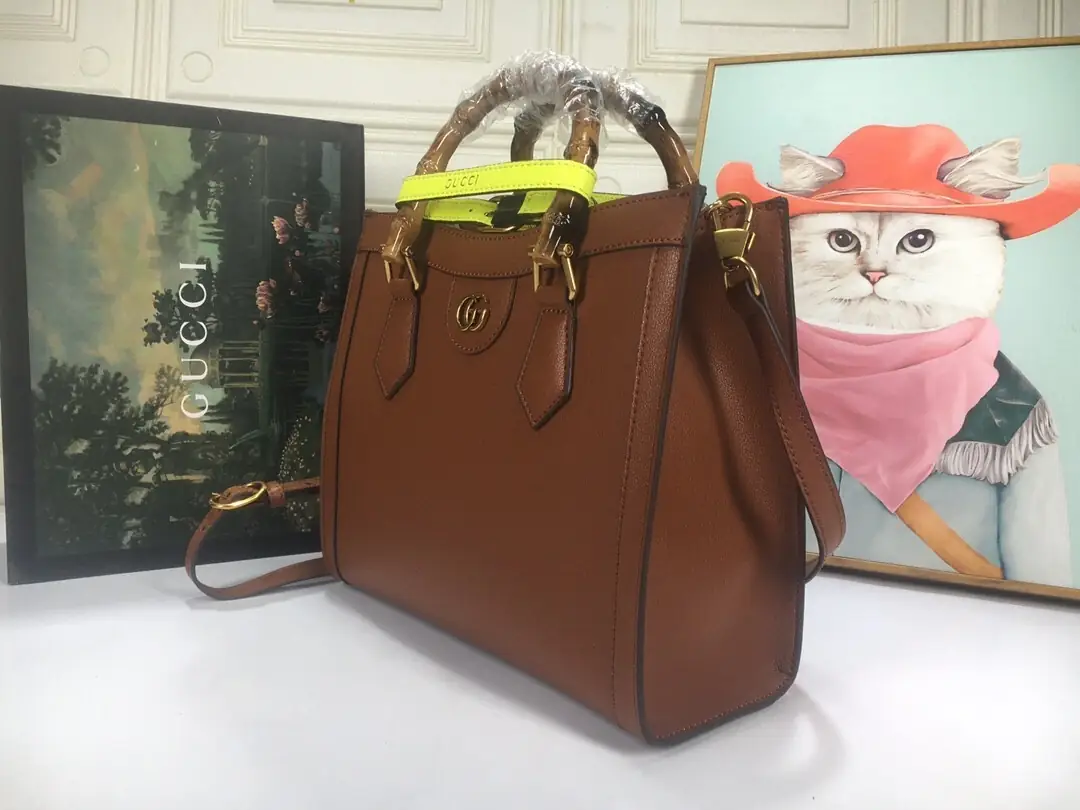 660195/062/27x24x11cm gallery