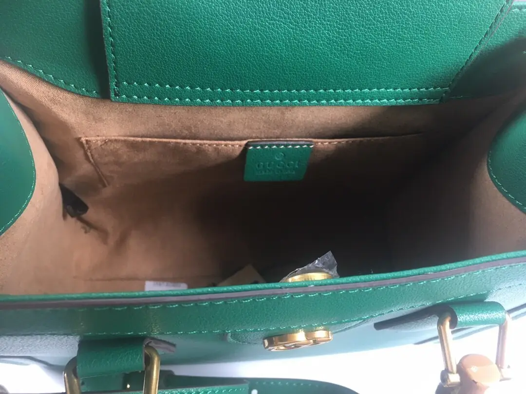 660195/062/27x24x11cm gallery