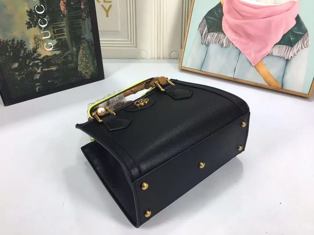 702732/052/20x16x10cm gallery