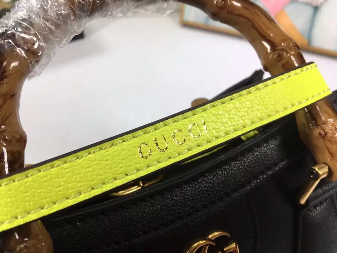 702732/052/20x16x10cm gallery