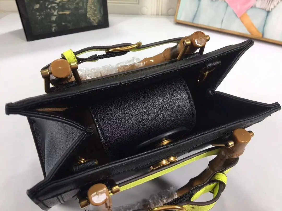 702732/052/20x16x10cm gallery