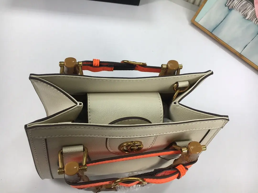 702732/052/20x16x10cm gallery