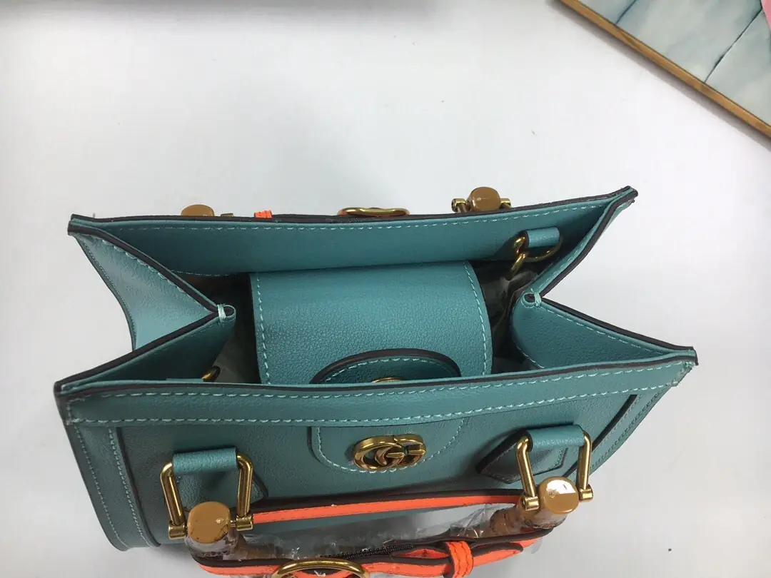 702732/052/20x16x10cm gallery