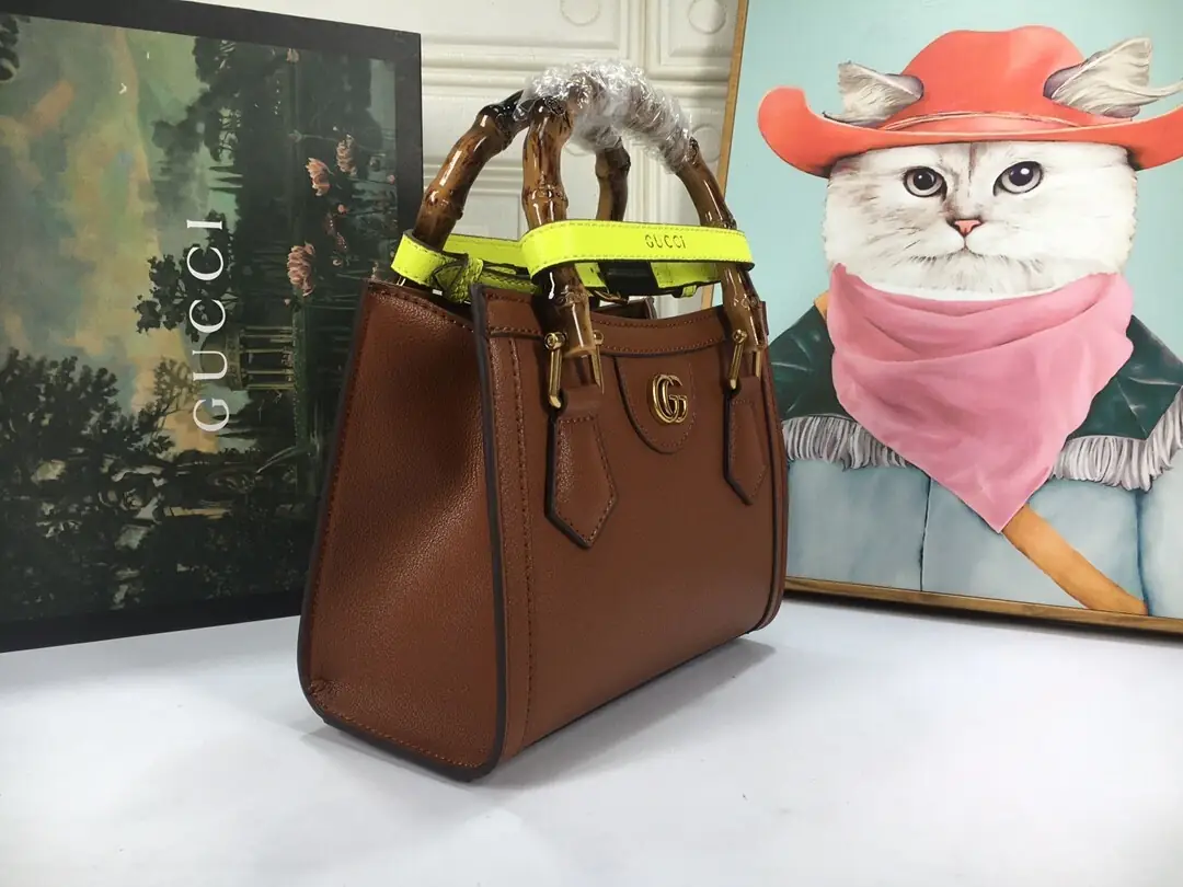 702732/052/20x16x10cm gallery