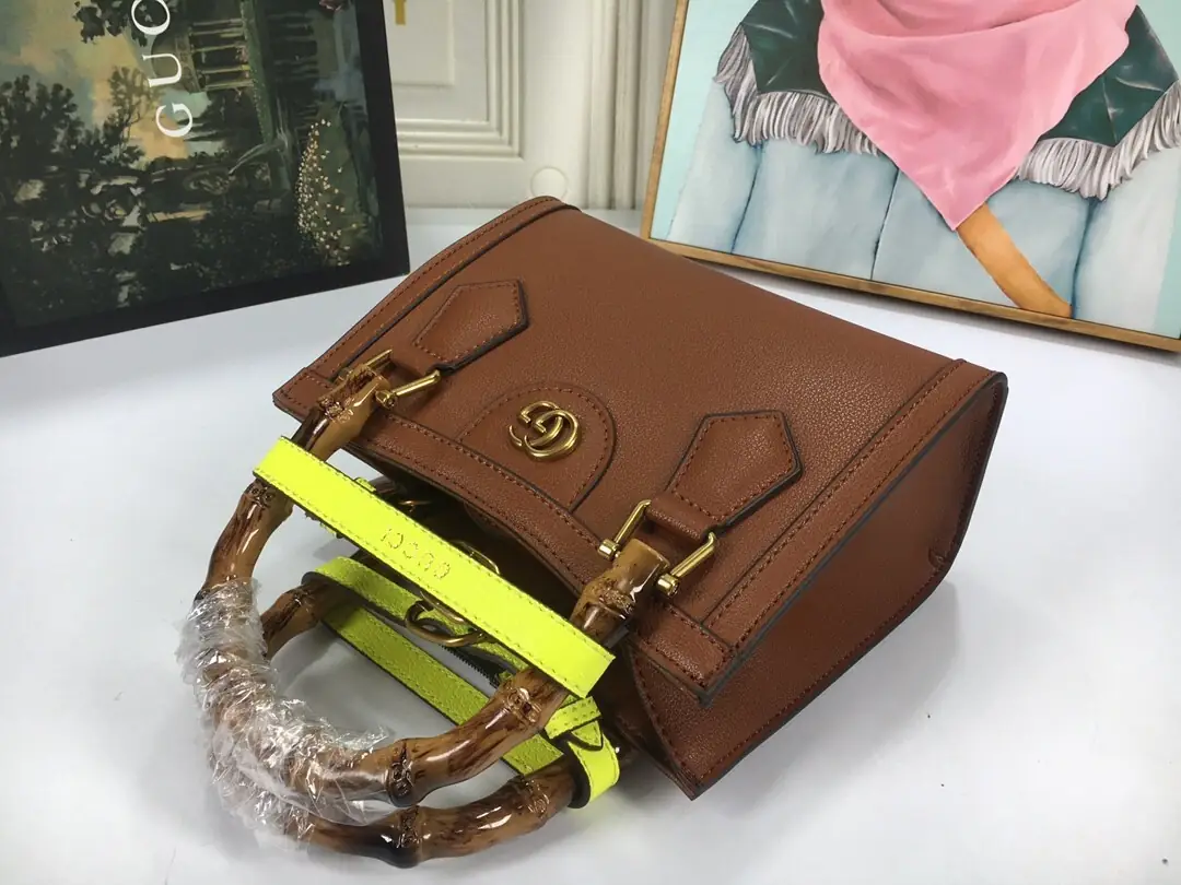 702732/052/20x16x10cm gallery