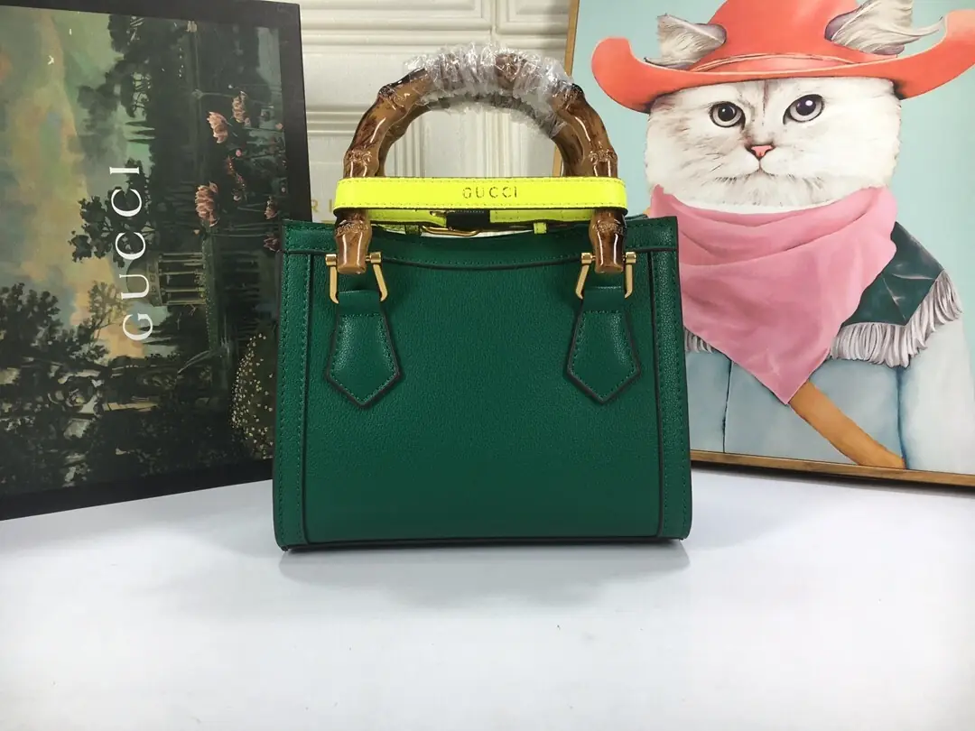 702732/052/20x16x10cm gallery