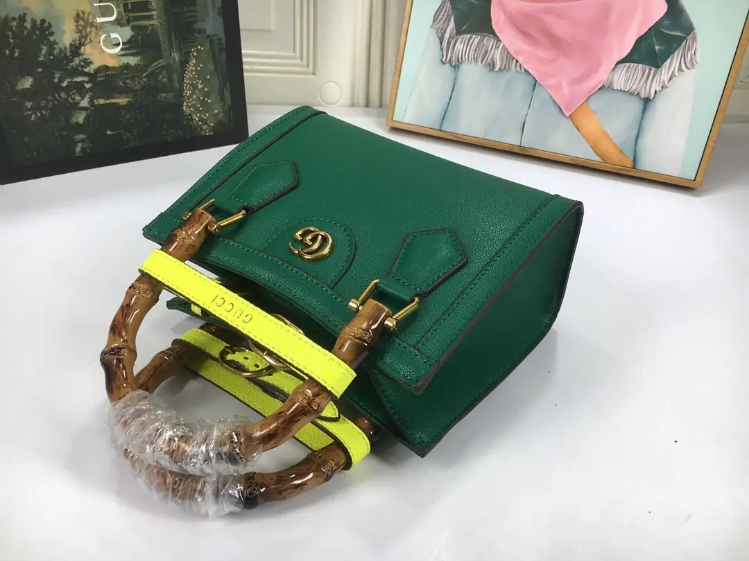 702732/052/20x16x10cm gallery