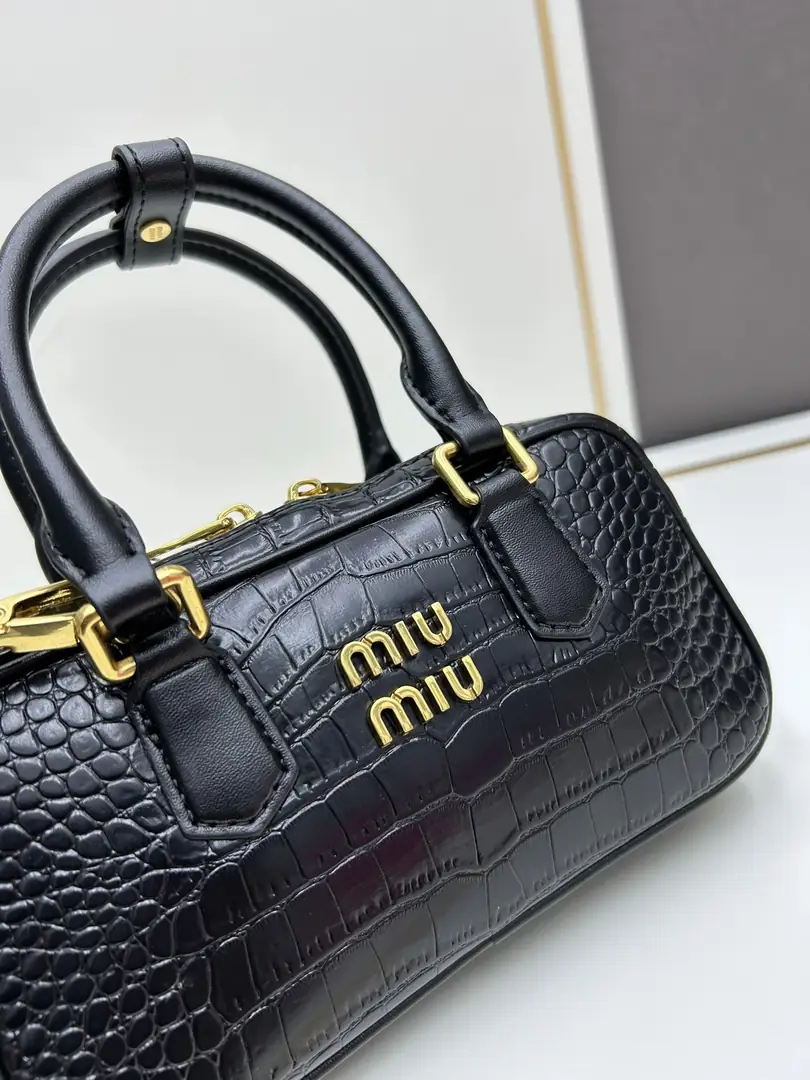 7036/002/19.5X10.5X4.5CM gallery