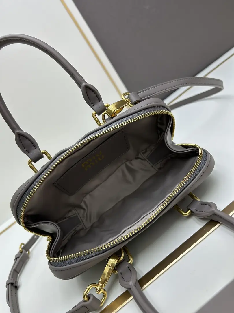 7036/002/19.5X10.5X4.5CM gallery