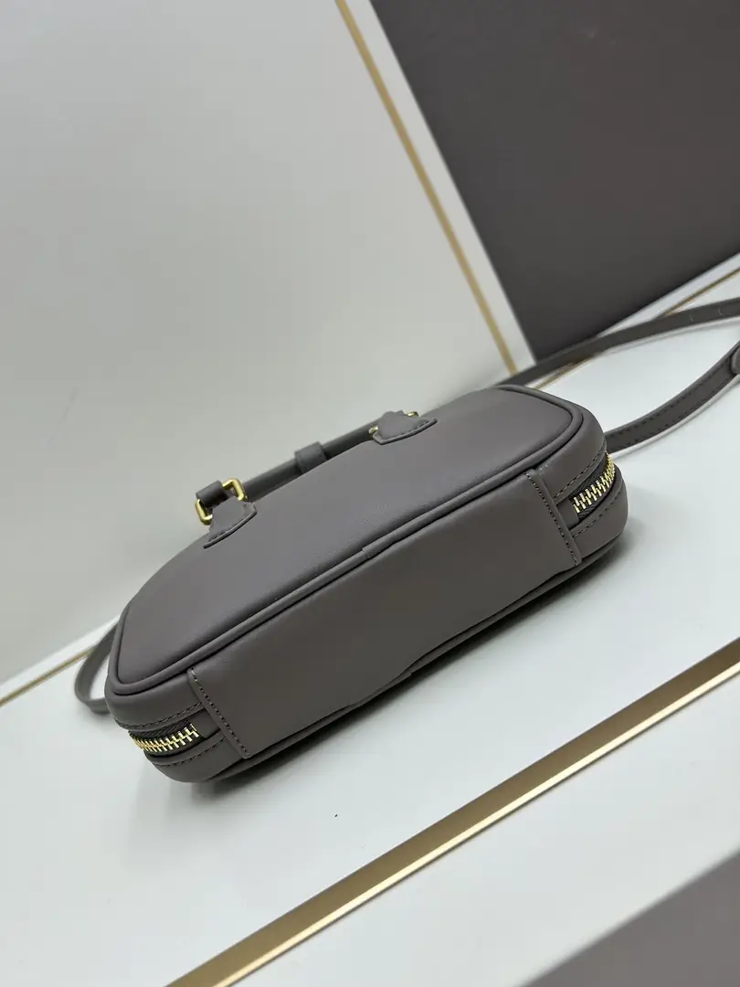 7036/002/19.5X10.5X4.5CM gallery