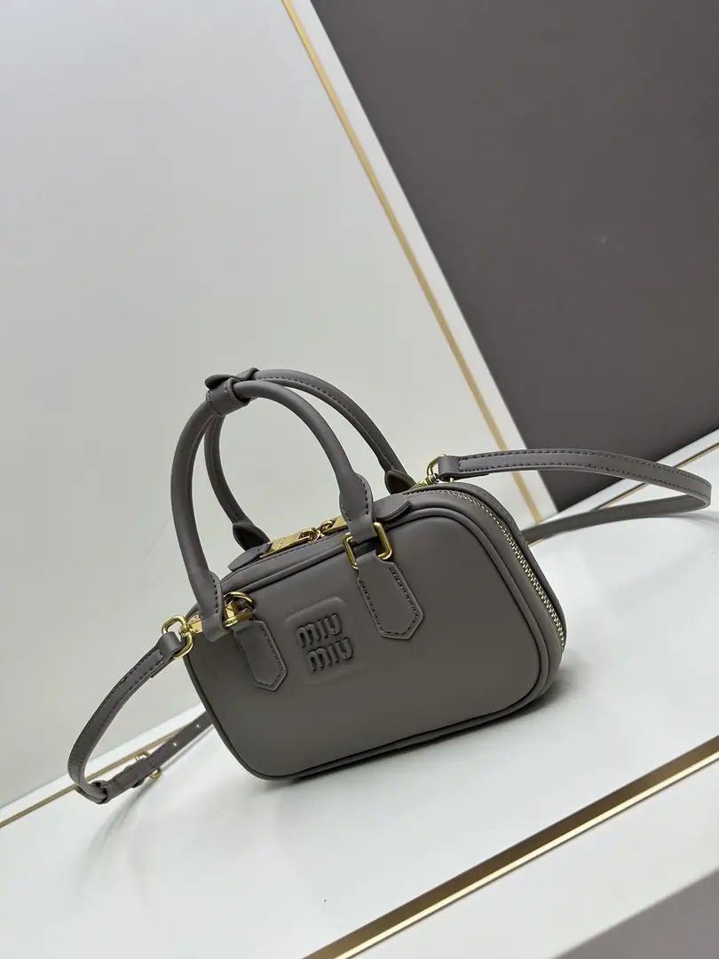 7036/002/19.5X10.5X4.5CM gallery