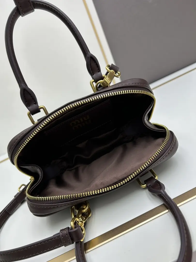 7036/002/19.5X10.5X4.5CM gallery