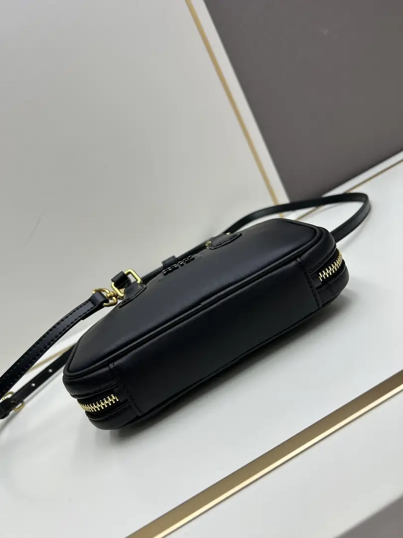 7036/002/19.5X10.5X4.5CM gallery