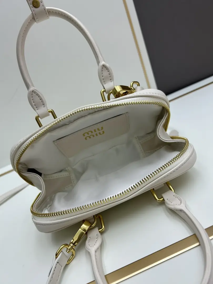 7036/002/19.5X10.5X4.5CM gallery