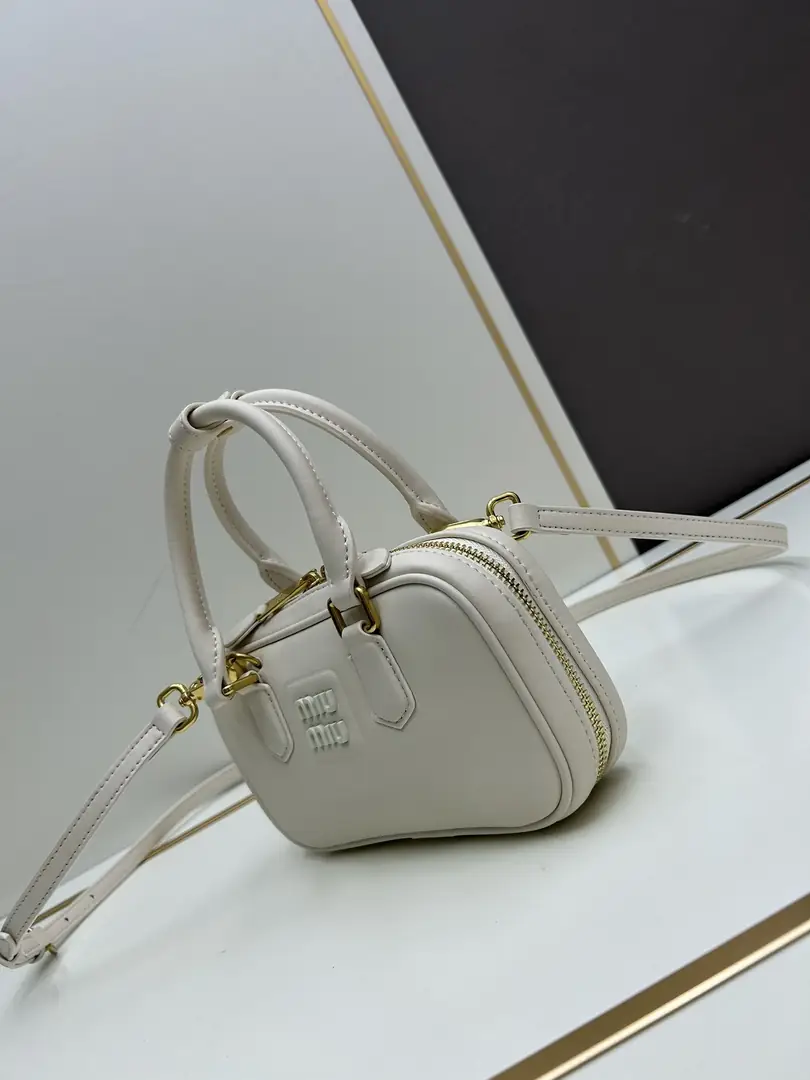 7036/002/19.5X10.5X4.5CM gallery