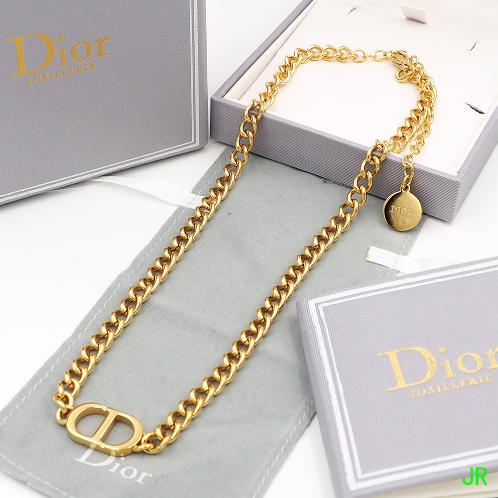 A15868 CD字母细版短链锁骨链专柜同步XP466 gallery