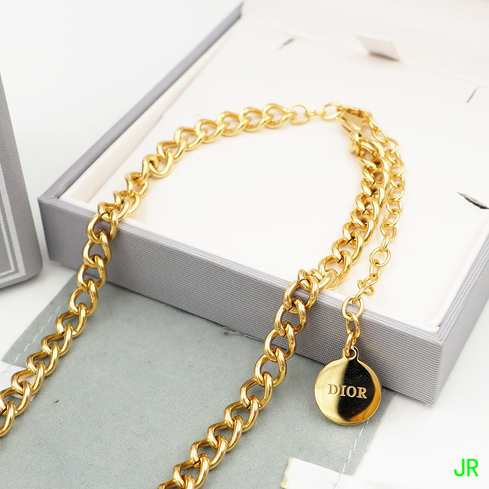 A15868 CD字母细版短链锁骨链专柜同步XP466 gallery