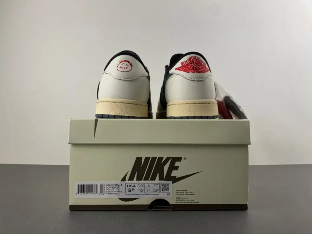 AJ1D咖色倒勾9.0 36～47带半码 gallery