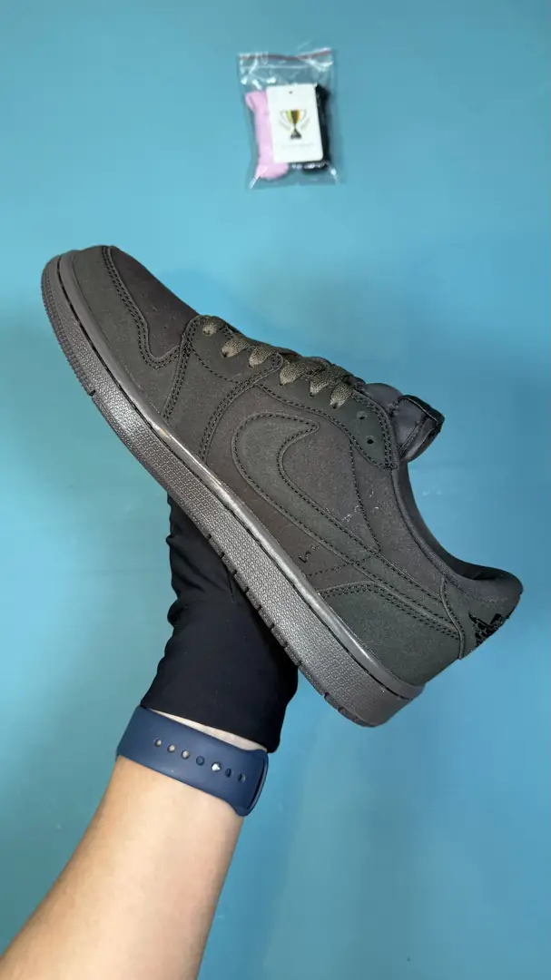 AJ1D咖色倒勾9.0 36～47带半码 gallery