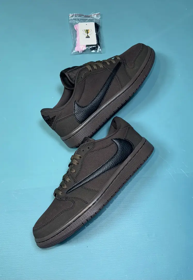 AJ1D咖色倒勾9.0 36～47带半码 gallery