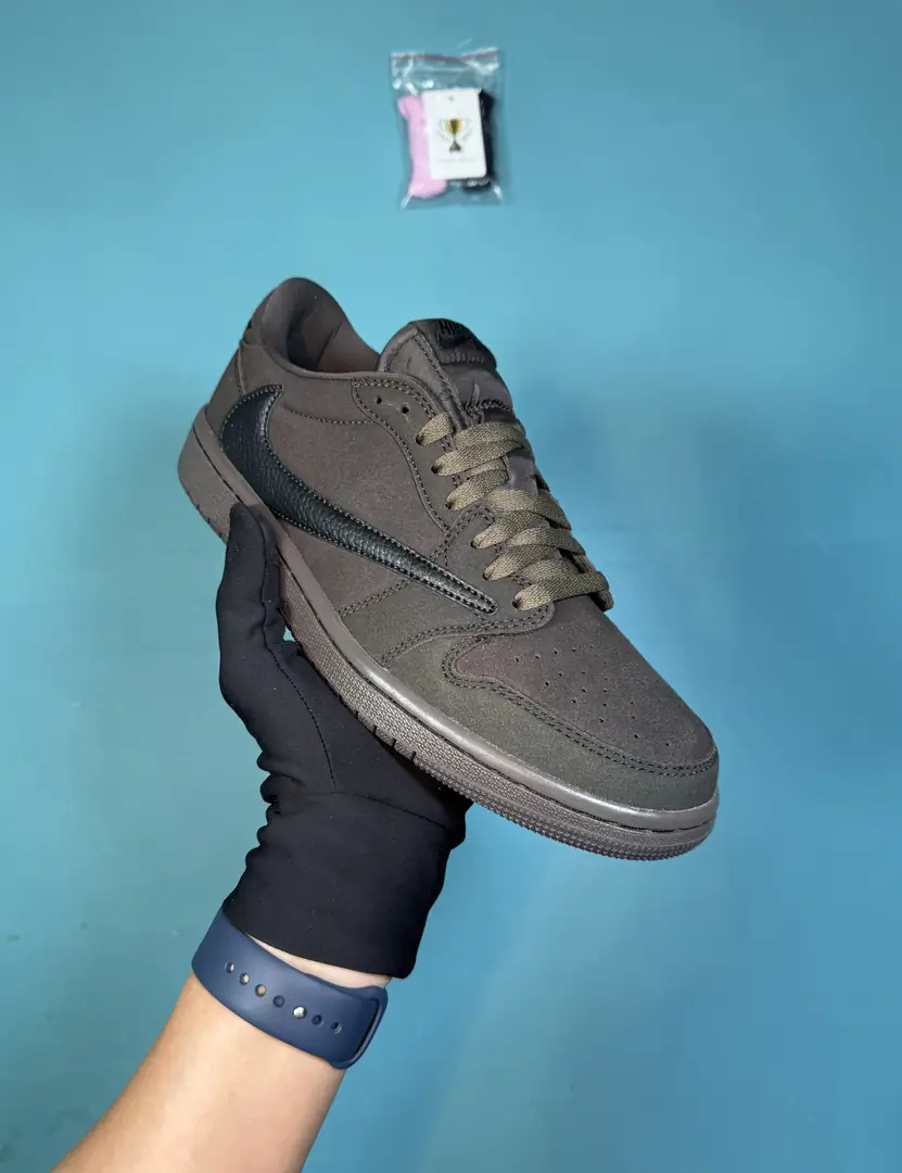 AJ1D咖色倒勾9.0 36～47带半码 gallery