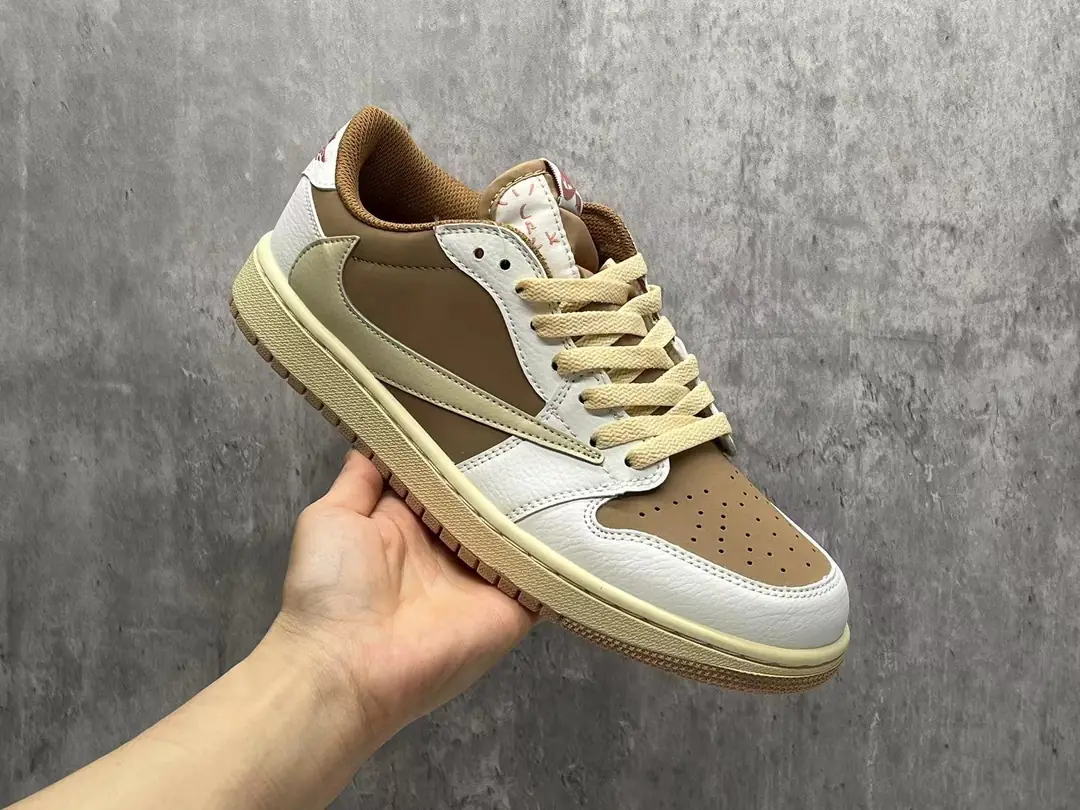 AJ1D咖色倒勾9.0 36～47带半码 gallery