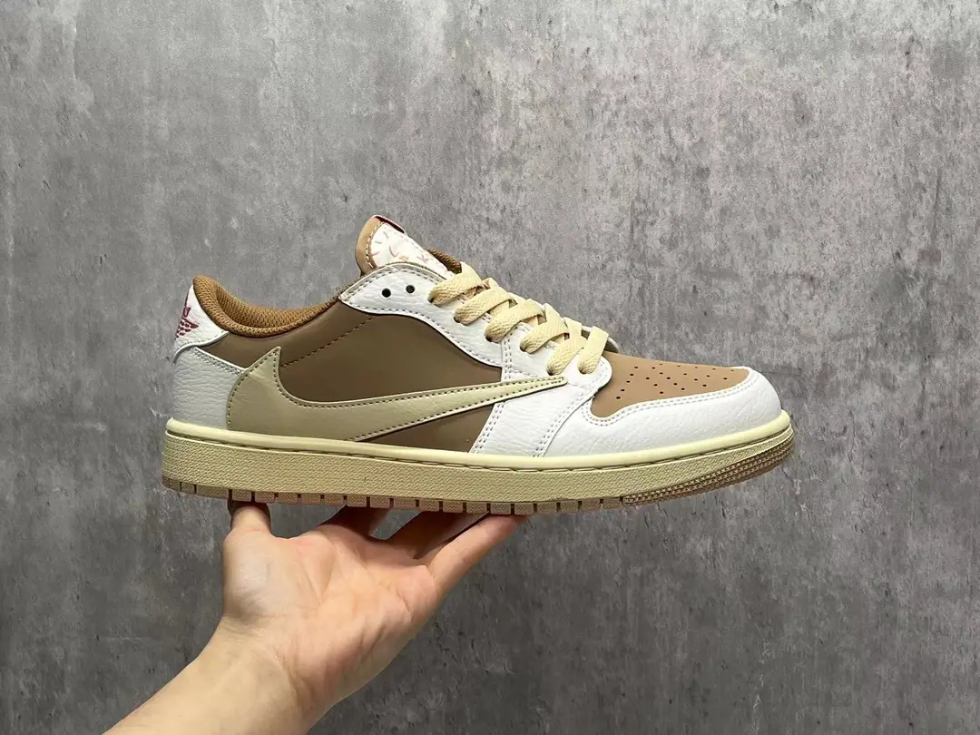 AJ1D咖色倒勾9.0 36～47带半码 gallery