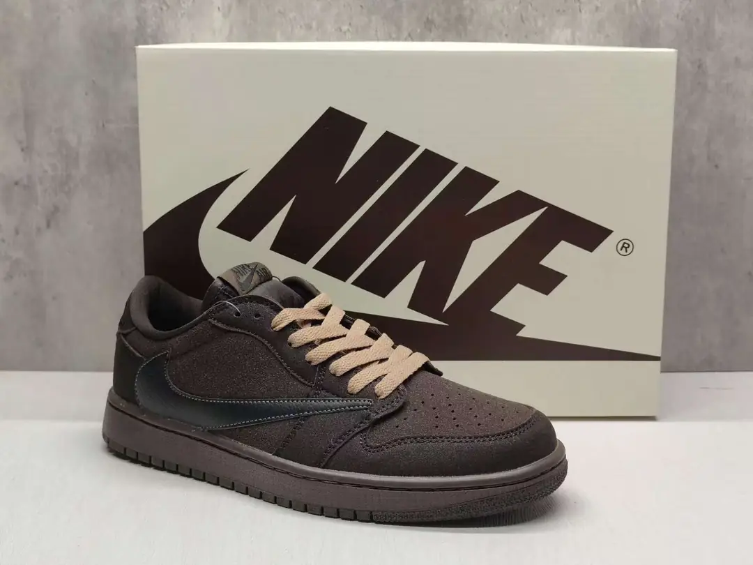 AJ1D咖色倒勾9.0 36～47带半码 gallery