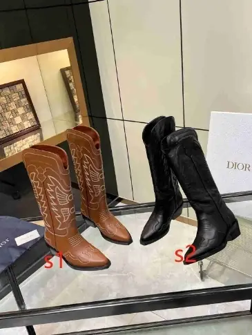 Ac5561460☘️☘️D家经典绣花长筒靴 35-40💖💖 gallery