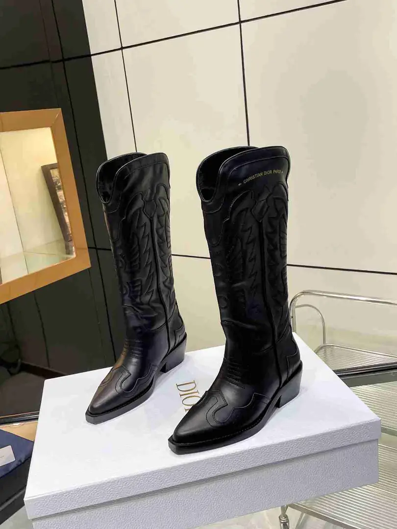 Ac5561460☘️☘️D家经典绣花长筒靴 35-40💖💖 gallery