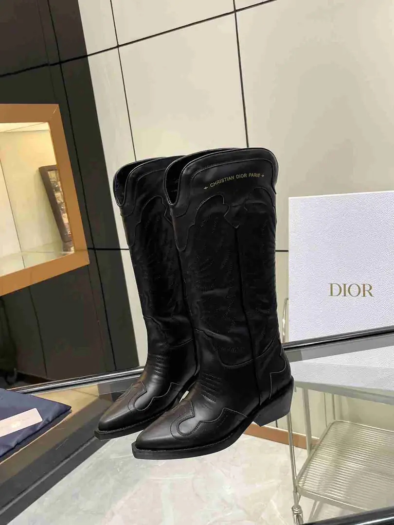 Ac5561460☘️☘️D家经典绣花长筒靴 35-40💖💖 gallery