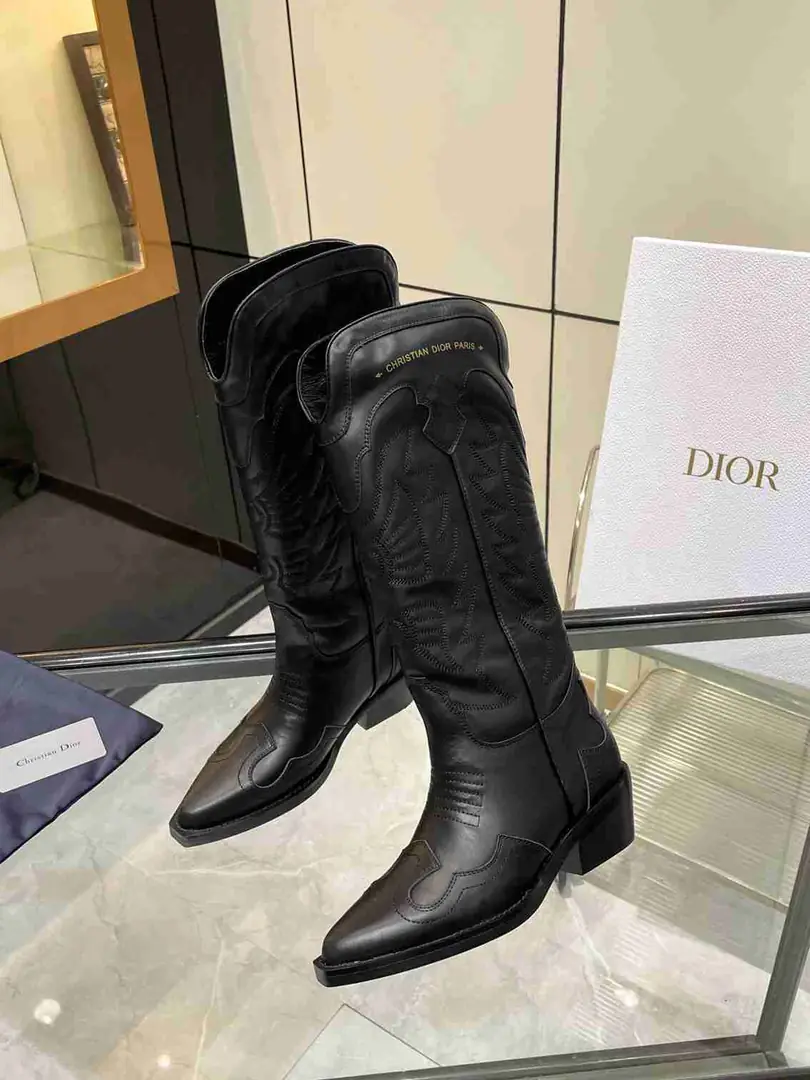 Ac5561460☘️☘️D家经典绣花长筒靴 35-40💖💖 gallery