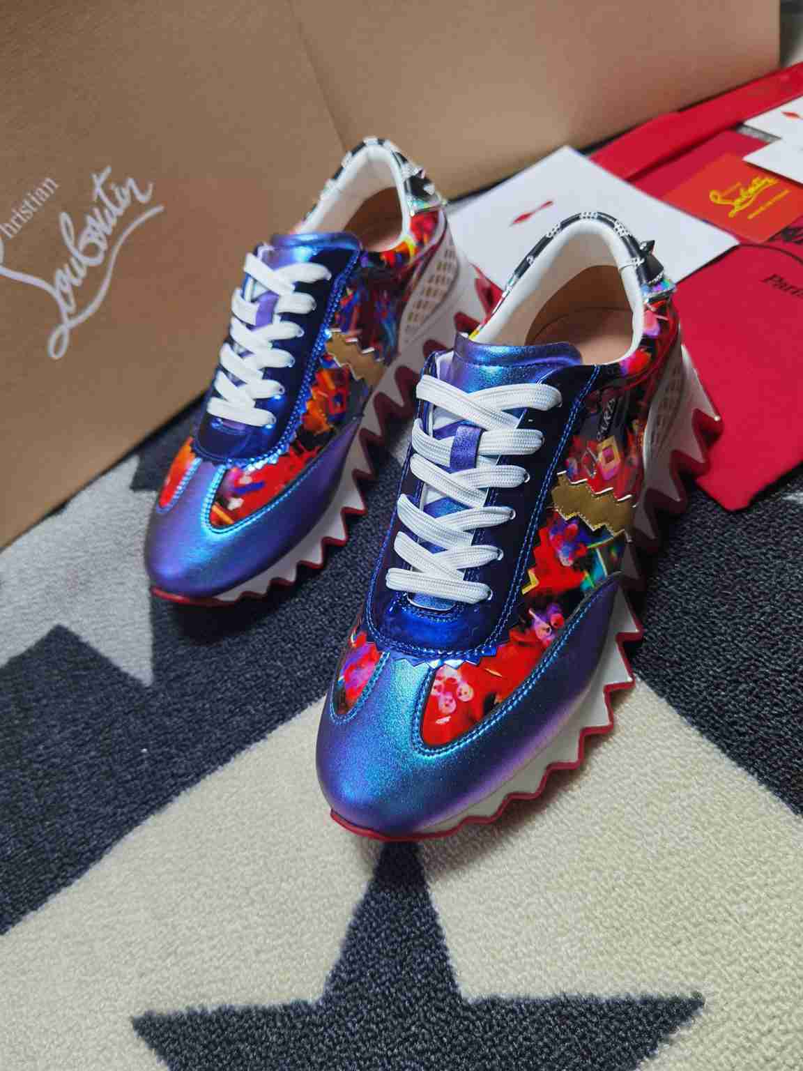 Ac5614320  C*L红底鞋最新休闲款 配码35--48码! gallery