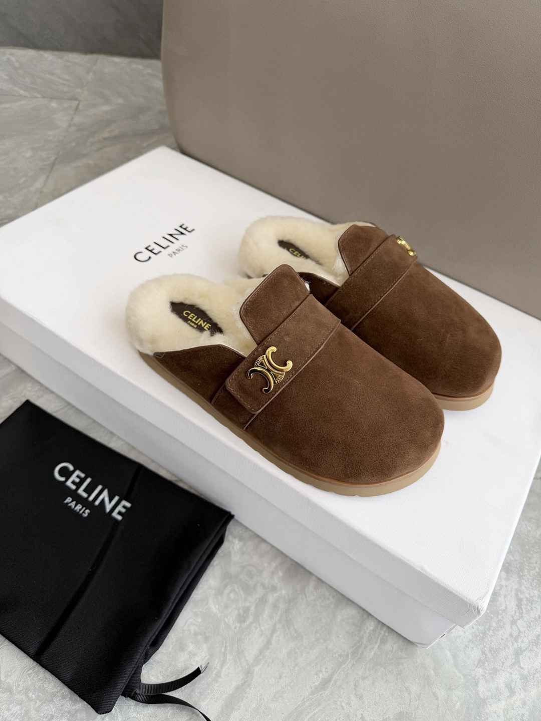 Ac5629    皮里  毛里两款 gallery