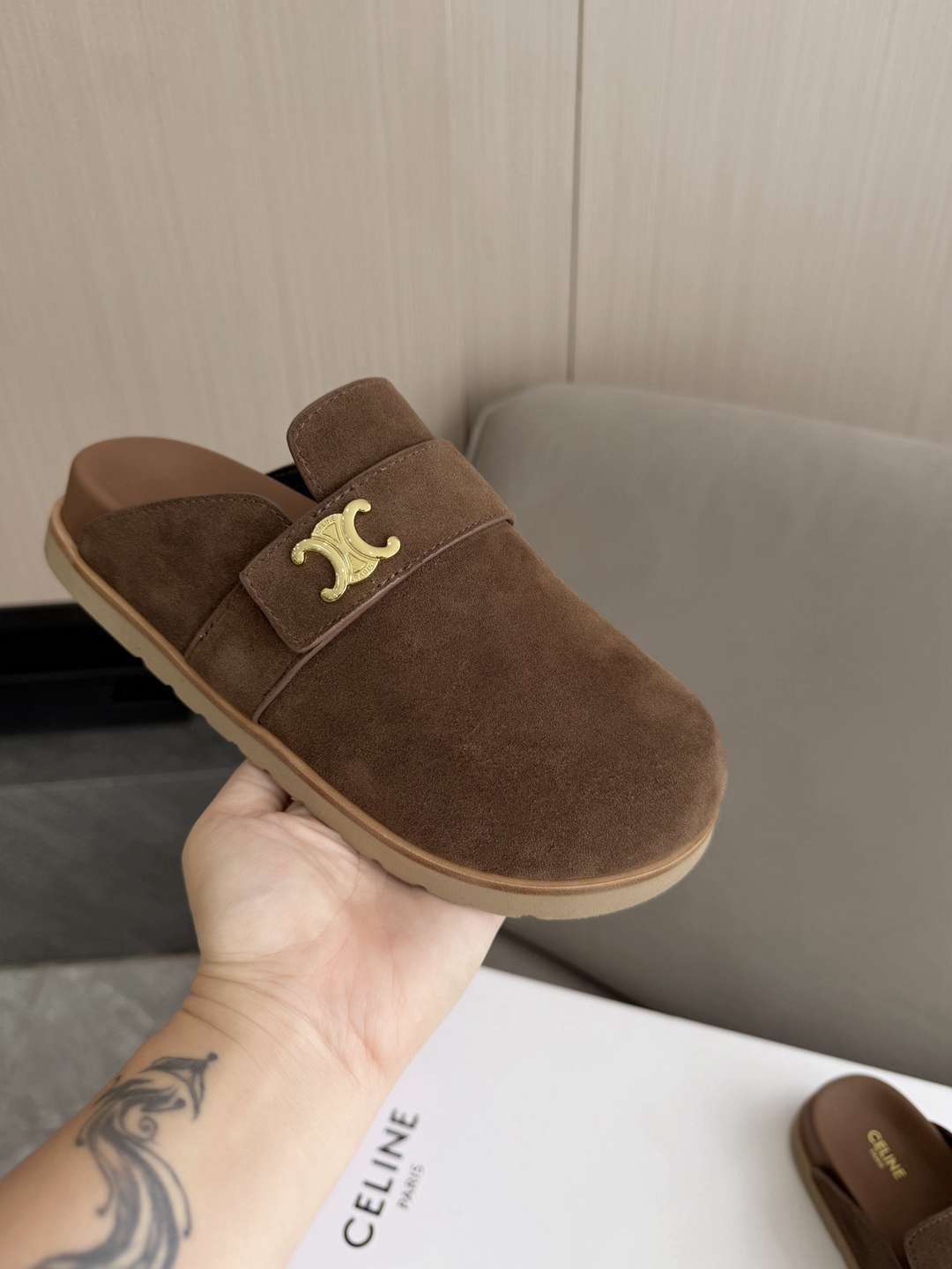 Ac5629    皮里  毛里两款 gallery