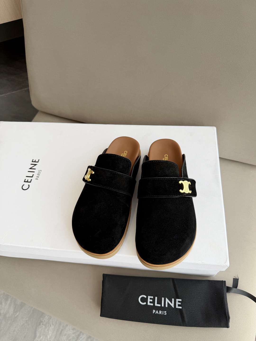 Ac5629    皮里  毛里两款 gallery