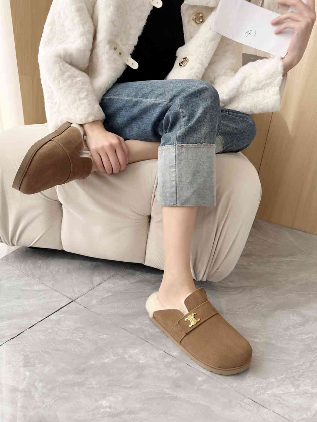 Ac5629    皮里  毛里两款 gallery